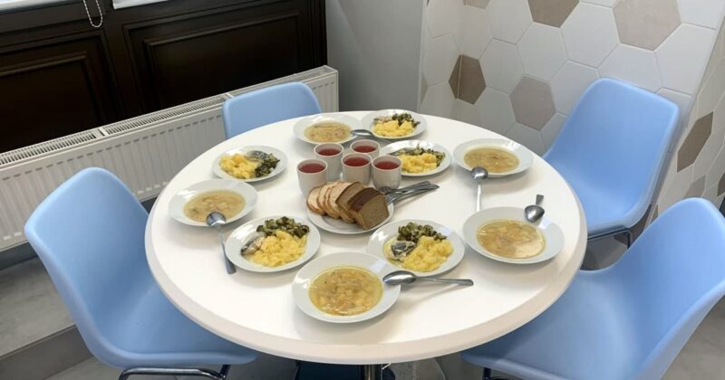 ГОЛОСУЕМ ЗА НАШУ СТОЛОВУЮ В РАЙОННОМ КОНКУРСЕ!